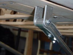 Wing struts (32)